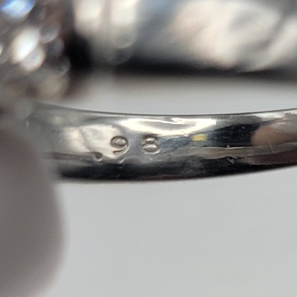 Platinum .98ctw H VS2 Diamond Ring - Picture 7 of 8